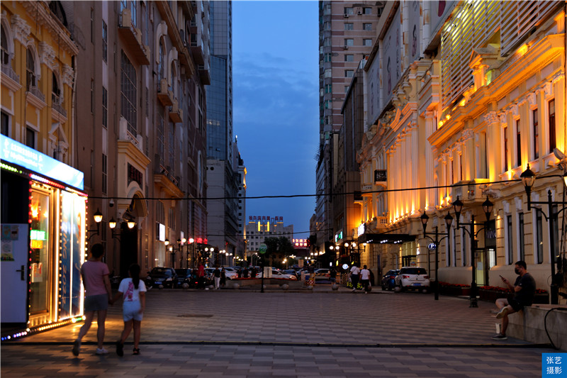哈尔滨有条堪称亚洲第一街：仿欧建筑71栋，“黄金”铺就的石头路