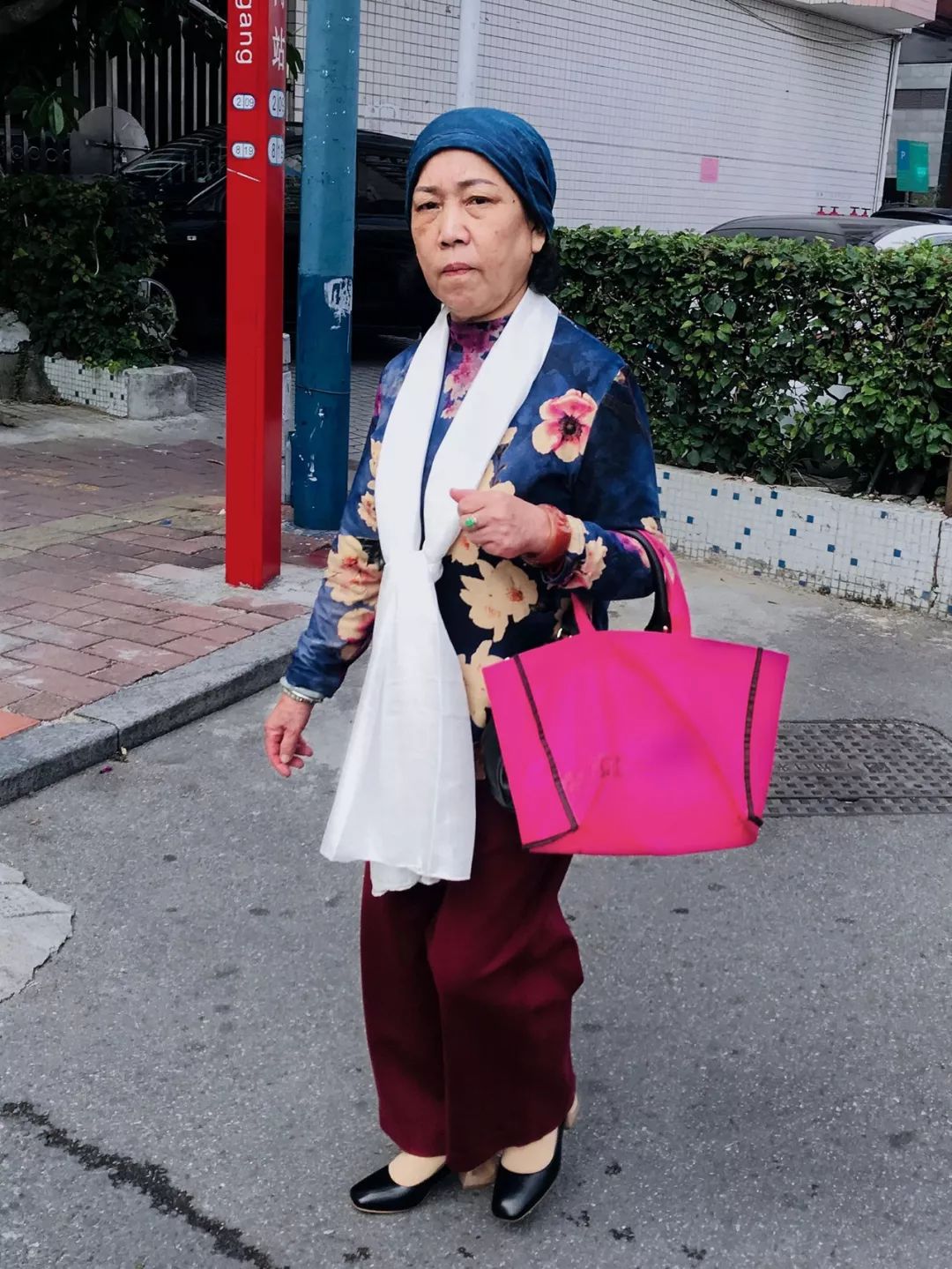 她在广州街拍3年，发现中国老头老太比年轻人潮多了