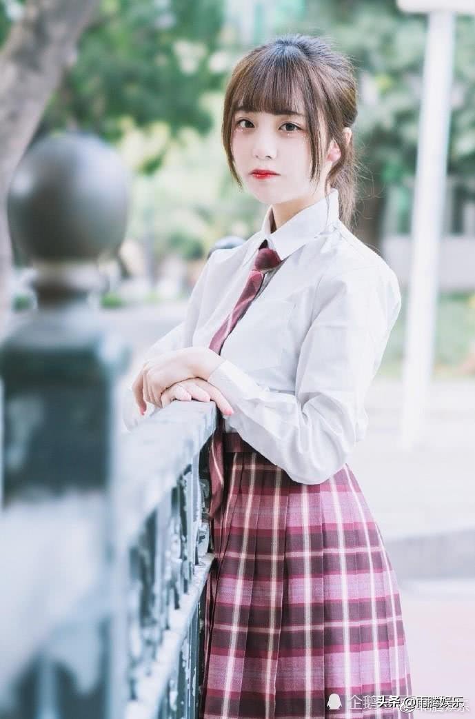 SNH48成员的街拍有多美？看了颜值，网友直呼必须守株待兔