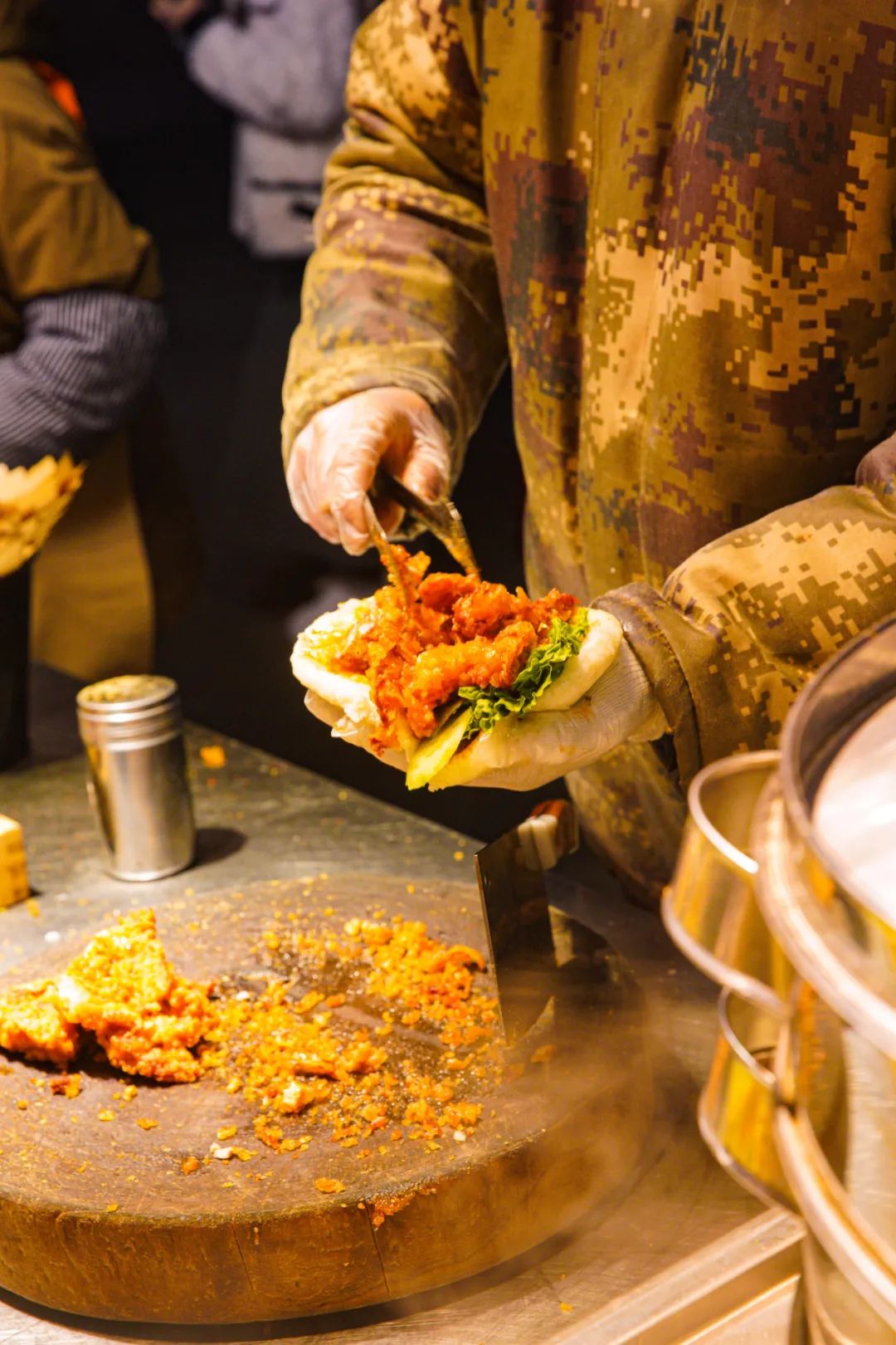 济南环联夜市美食上新，快去打卡！济南东部新增一家网红夜市，有美食、驻唱、后备箱市集……