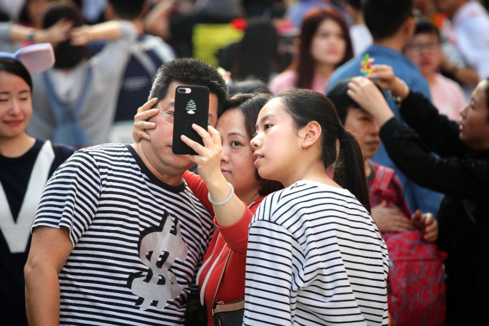 广州春节第一波街拍——架势