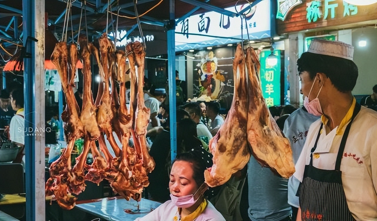 来，带你逛一场兰州的“夜市江湖”