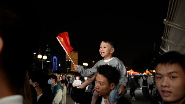 超燃！春日的珠江夜晚，上演惊艳一幕