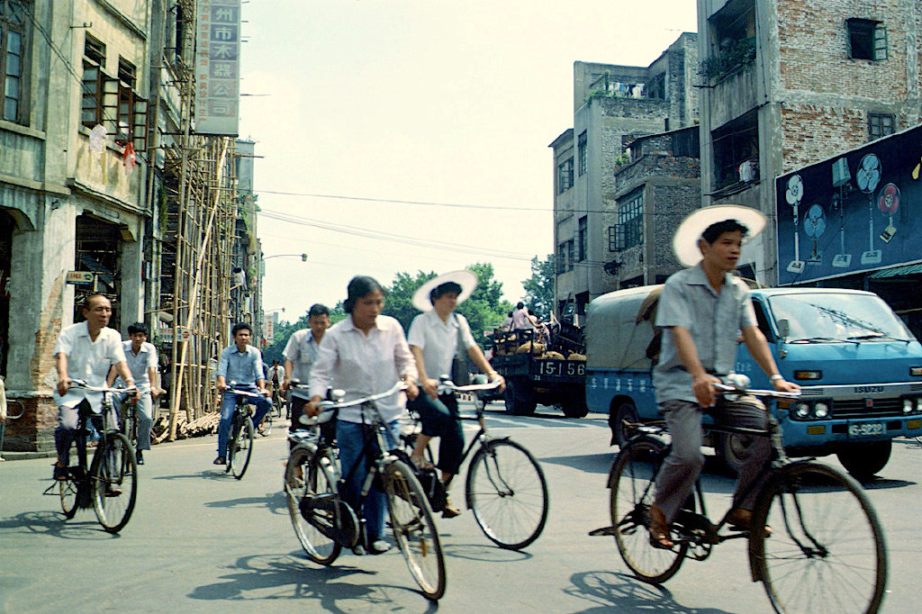 1984年广州街拍老照片