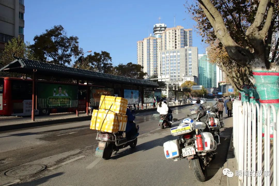 2019年云南昆明的一日游（二）街拍 文庙 翠湖