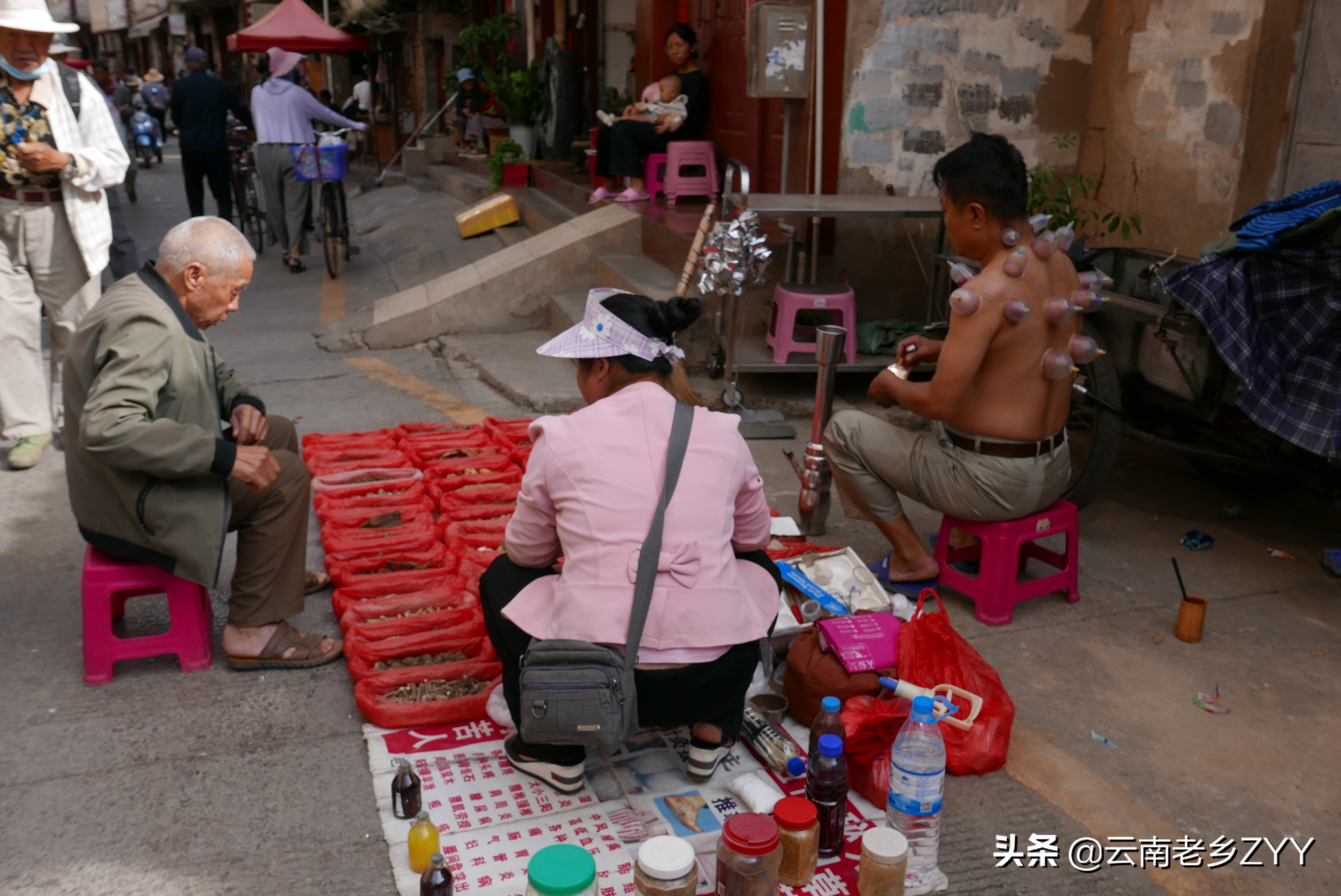 昆明街头，那些多彩丰富有趣的瞬间