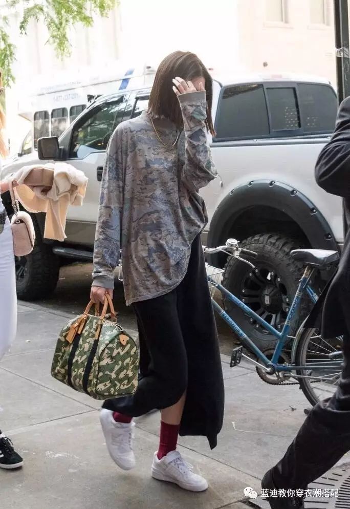 欧美明星｜Karlie Kloss&amp;Kendall Jenner&amp;Joudan Dunn活动私服