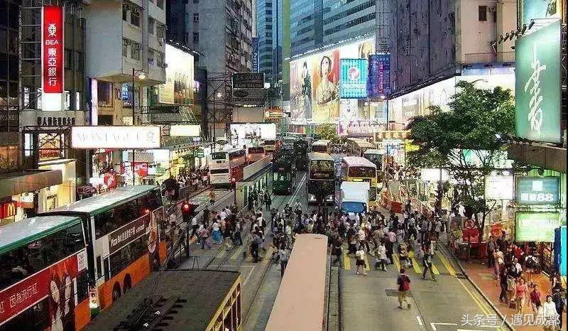 成都VS香港，春熙路输给了铜锣湾？