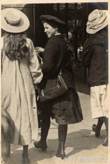 二十世纪初，街拍伦敦街头的姑娘们