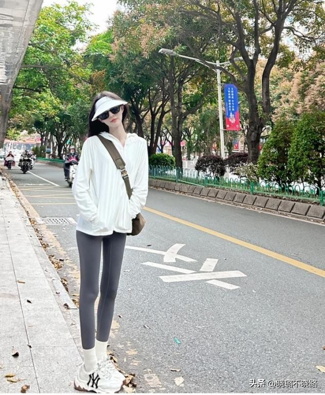 杭州女生的街拍真养眼！满大街都在穿“无痕裤”，回头率高又时髦