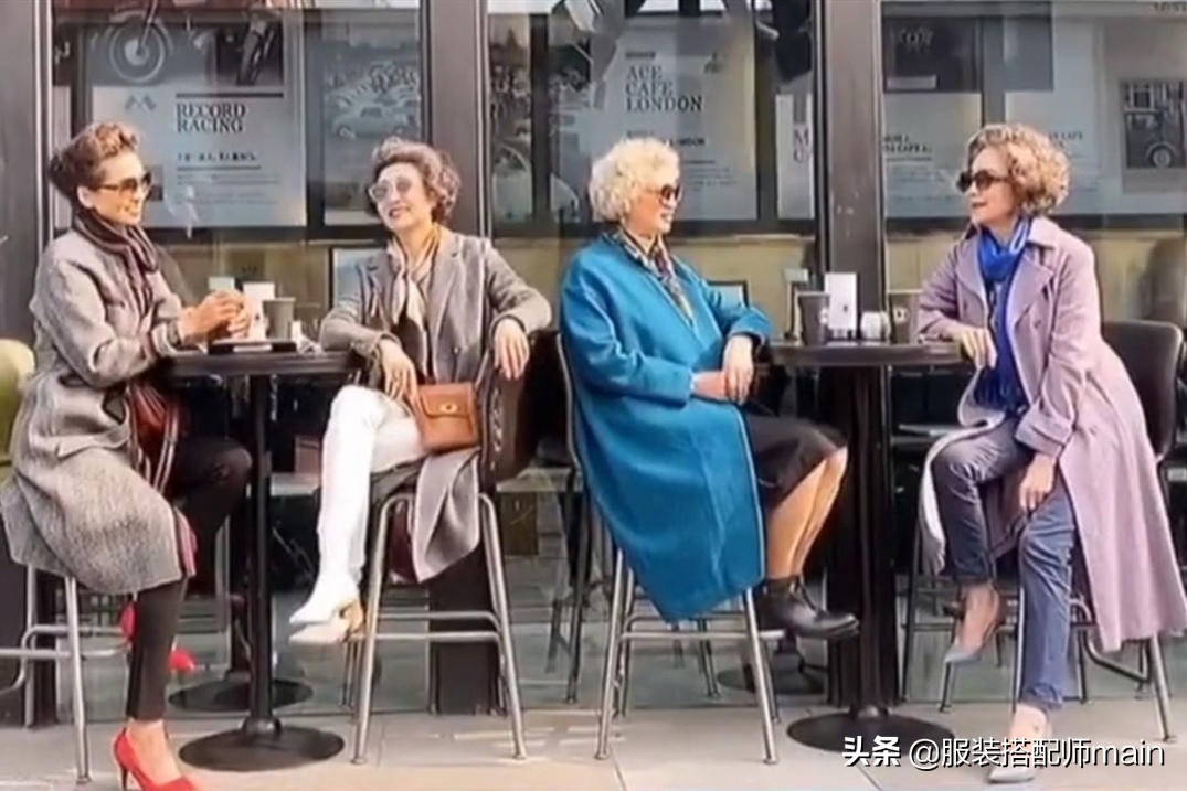 这4位退休的奶奶，凭借好衣品和模特身材，活出了自己最美的样子